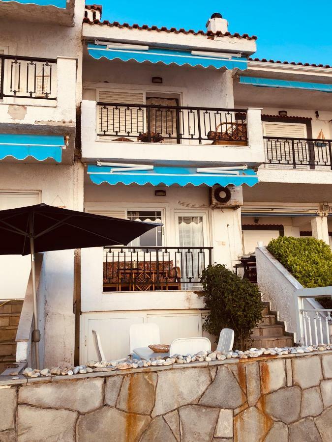 Seafront Maisonette in Fourka Extérieur photo