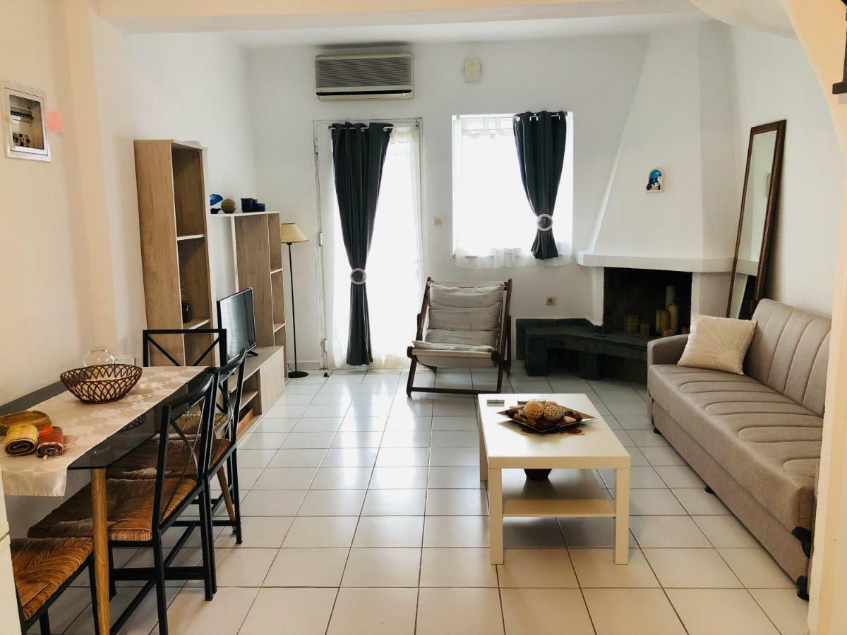 Seafront Maisonette in Fourka Extérieur photo