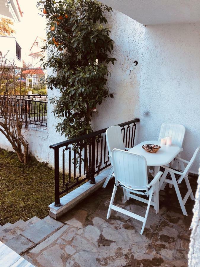 Seafront Maisonette in Fourka Extérieur photo