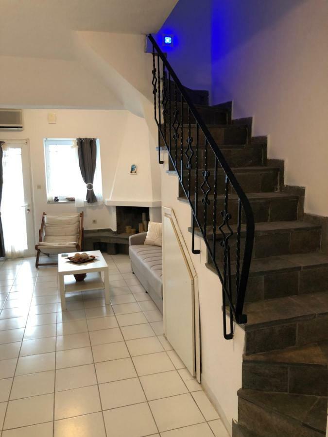 Seafront Maisonette in Fourka Extérieur photo