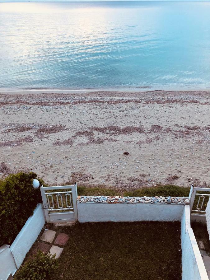 Seafront Maisonette in Fourka Extérieur photo